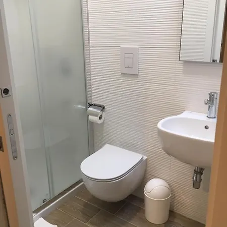 Aura Apartment Bed and breakfast *