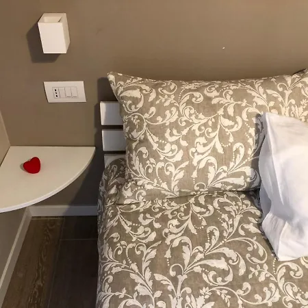 Aura Apartment Bed and breakfast