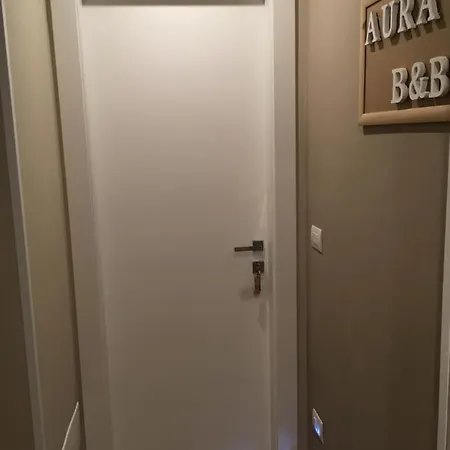 Aura Apartment Bed and breakfast