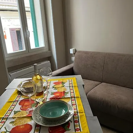 Aura Apartment Bed and breakfast Bari